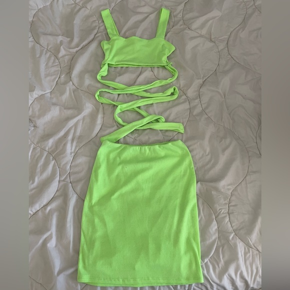 Neon Green Two Piece Set - Picture 1 of 2